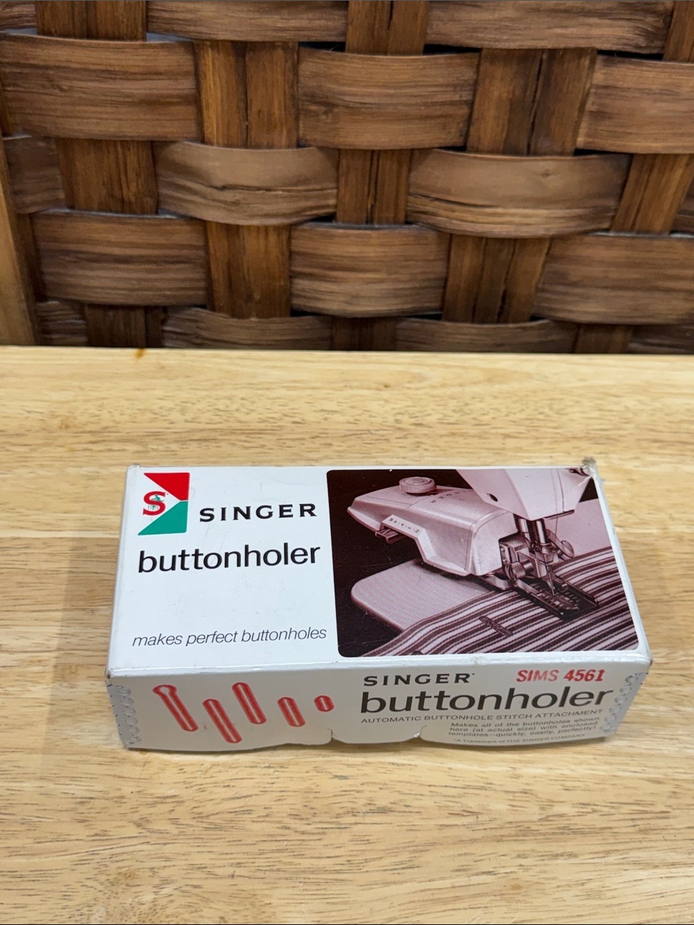 Singer Buttonholer SIMS 4561 Automatic Buttonhole Stitch Attachment